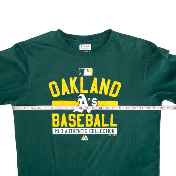 SOLD 💕Majestic Oakland Athletics A’s Baseball T-Shirt - Picture 7 of 8
